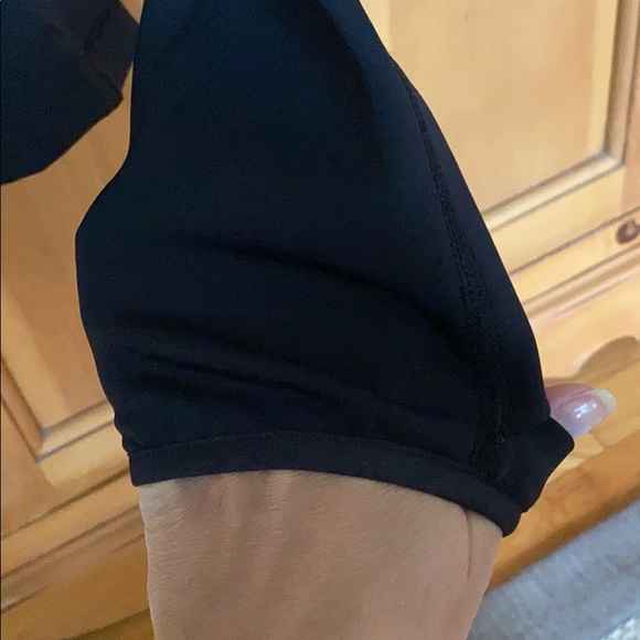 Lululemon half zip - Picture 6 of 7